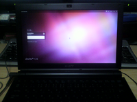 Ubuntu 11.10 64bitのログイン画面